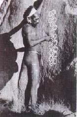澳大利亚土著人在岩石上画作为图腾标记的负鼠图